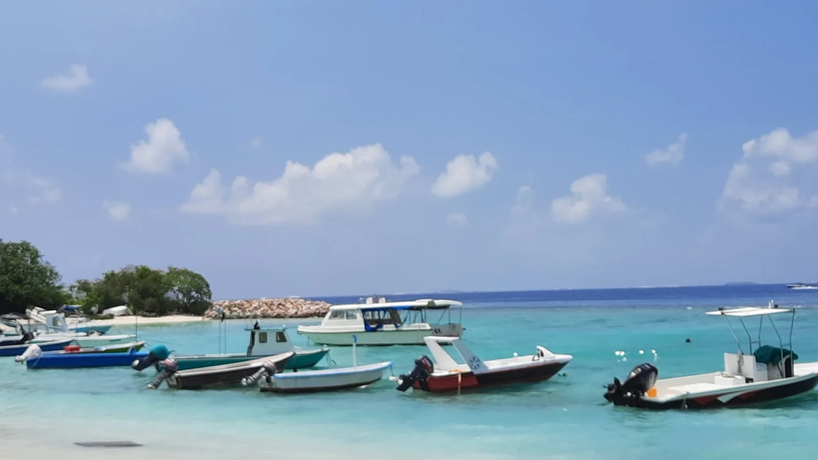 ️ L'accessibilité : avantage clair à l'atoll de Malé